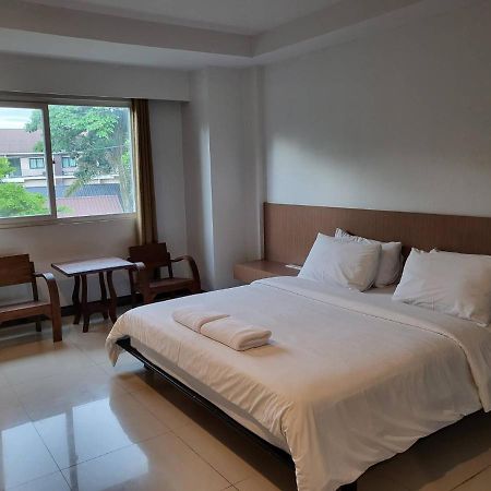 The Square Rayong Hotel Buitenkant foto