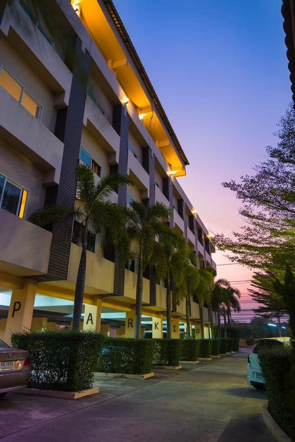 The Square Rayong Hotel Buitenkant foto